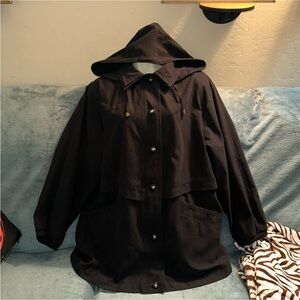 Carlo Briani medium black hooded and collared jacket